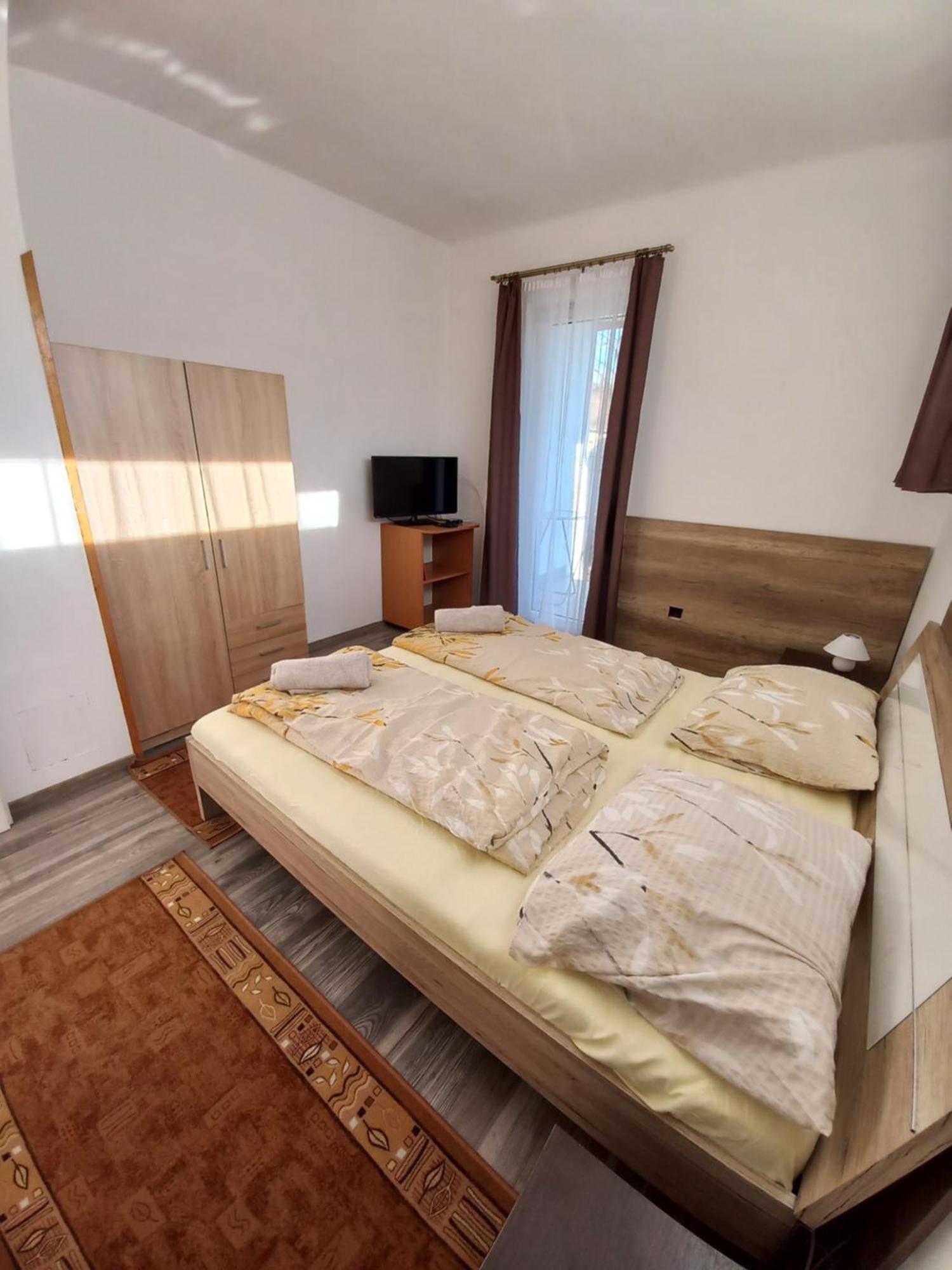 Aquatherma Apartman Sárospatak 外观 照片
