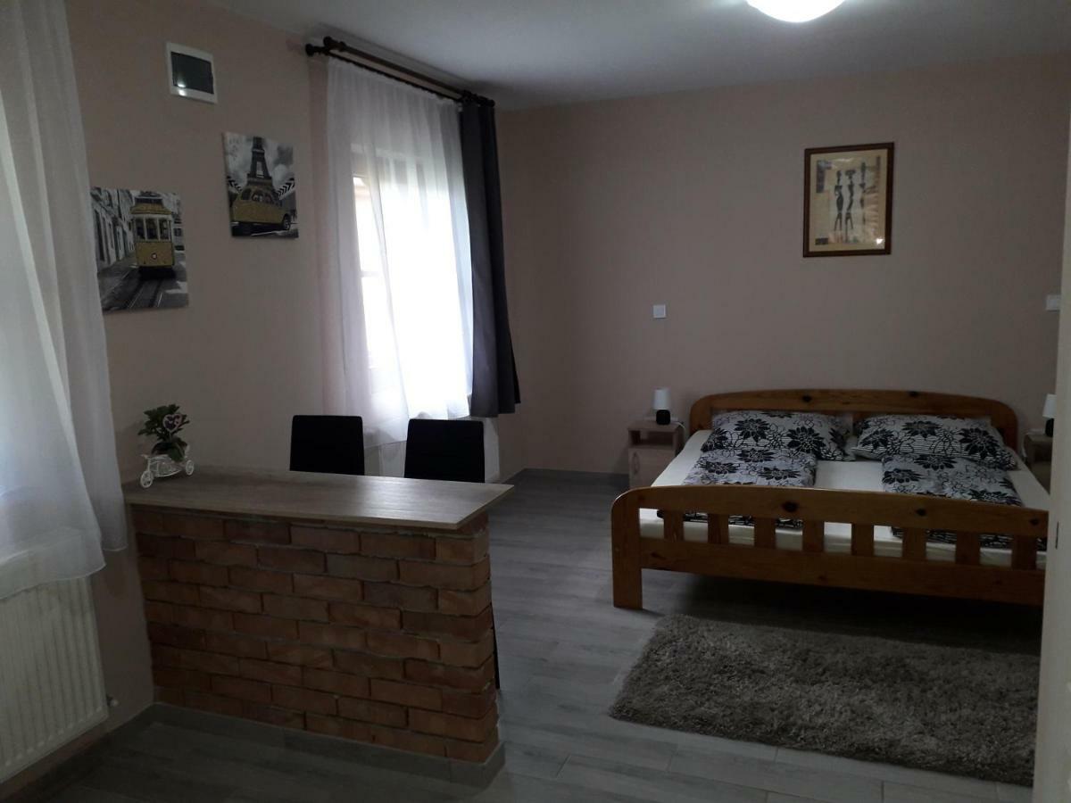 Aquatherma Apartman Sárospatak 外观 照片